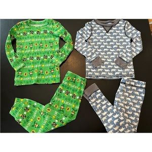 Boys pj pajama lot Cuddle Duds polar bear
Gymboree Leprechaun 2T